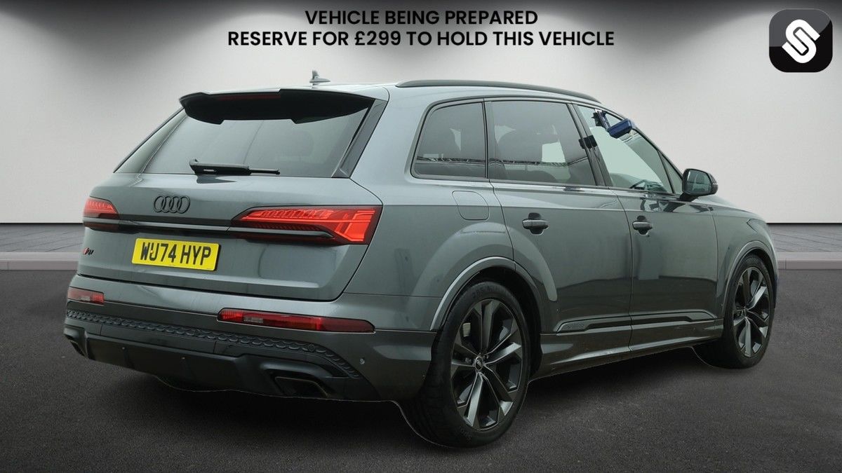 Audi Q7 Image 4