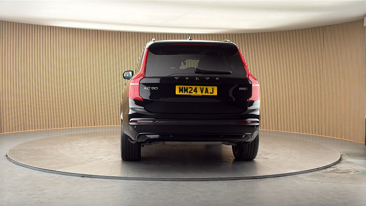 More views of Volvo XC90