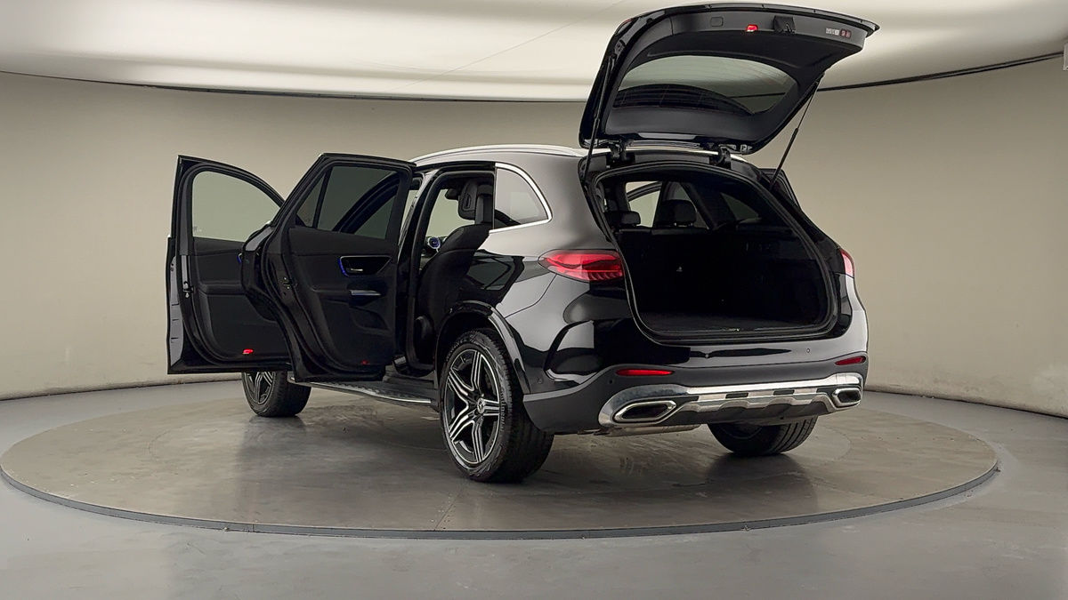 Mercedes-Benz GLC Image 23