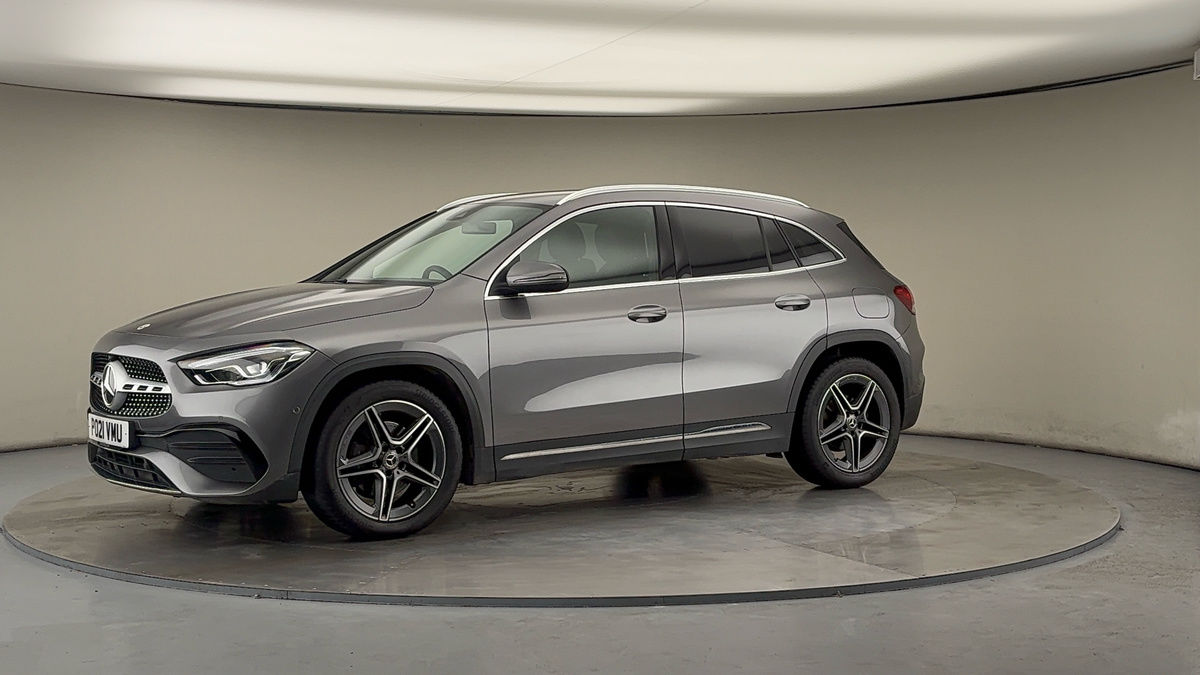 More views of Mercedes-Benz GLA