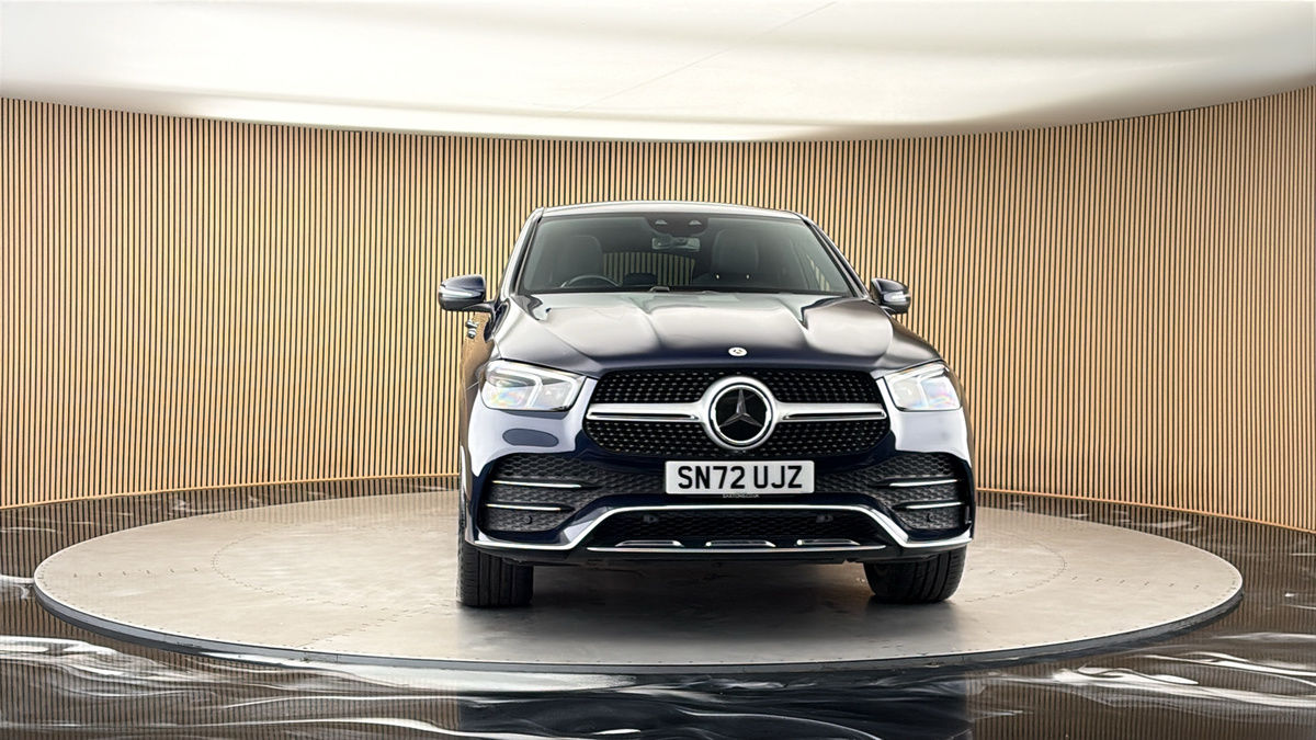 More views of Mercedes-Benz GLE