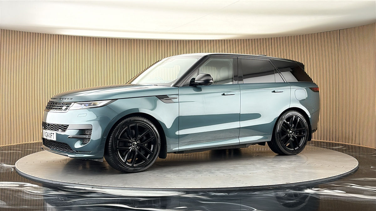 More views of Land Rover Range Rover Sport