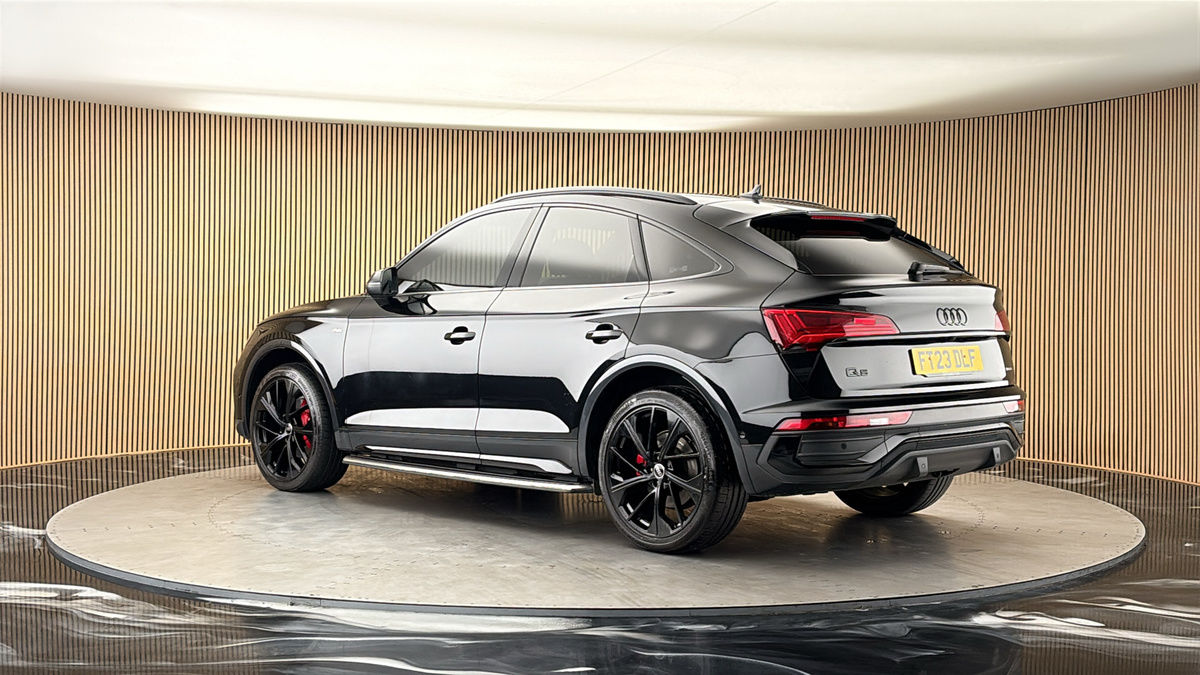 More views of Audi Q5