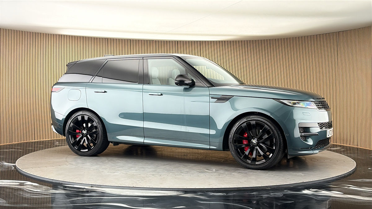 More views of Land Rover Range Rover Sport