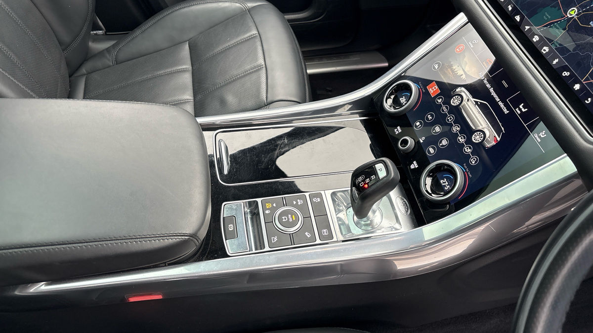 Land Rover Range Rover Sport Image 18