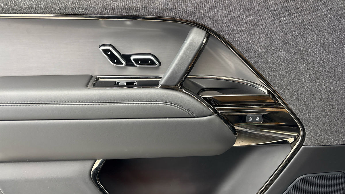 Land Rover Range Rover Sport Image 19