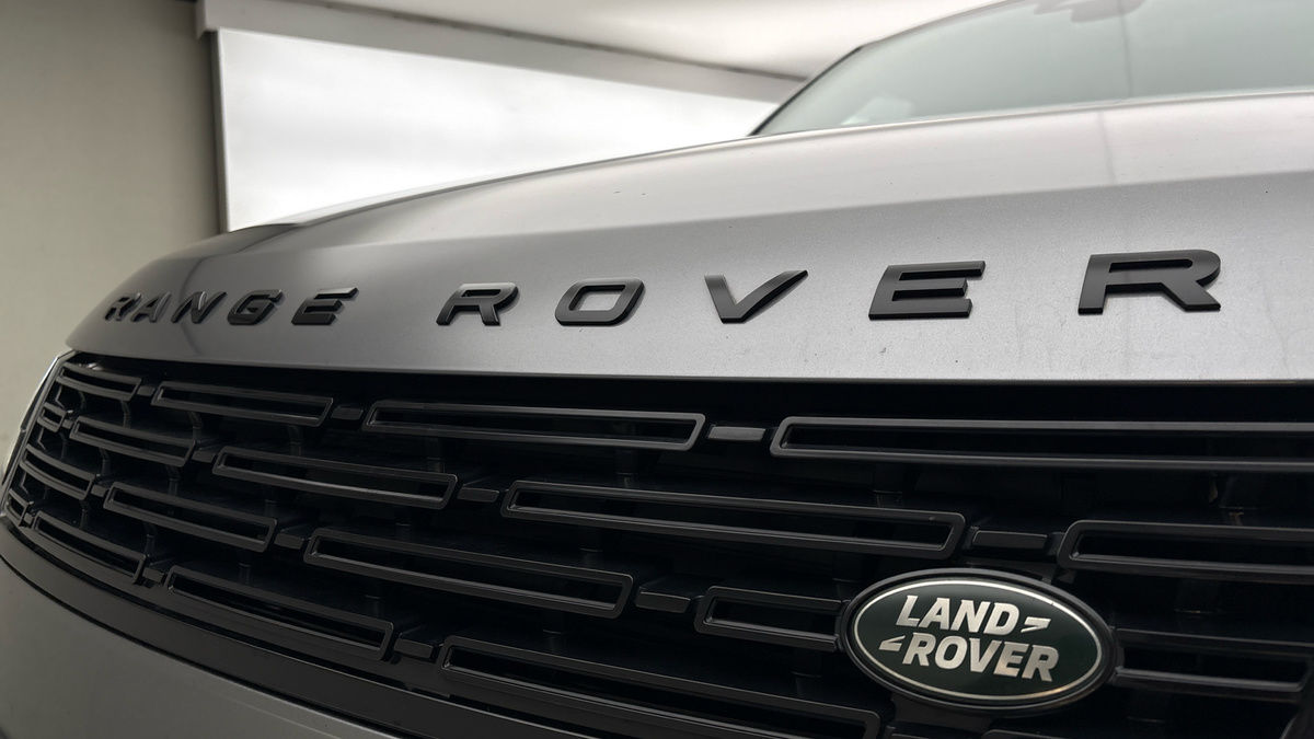 Land Rover Range Rover Sport Image 24