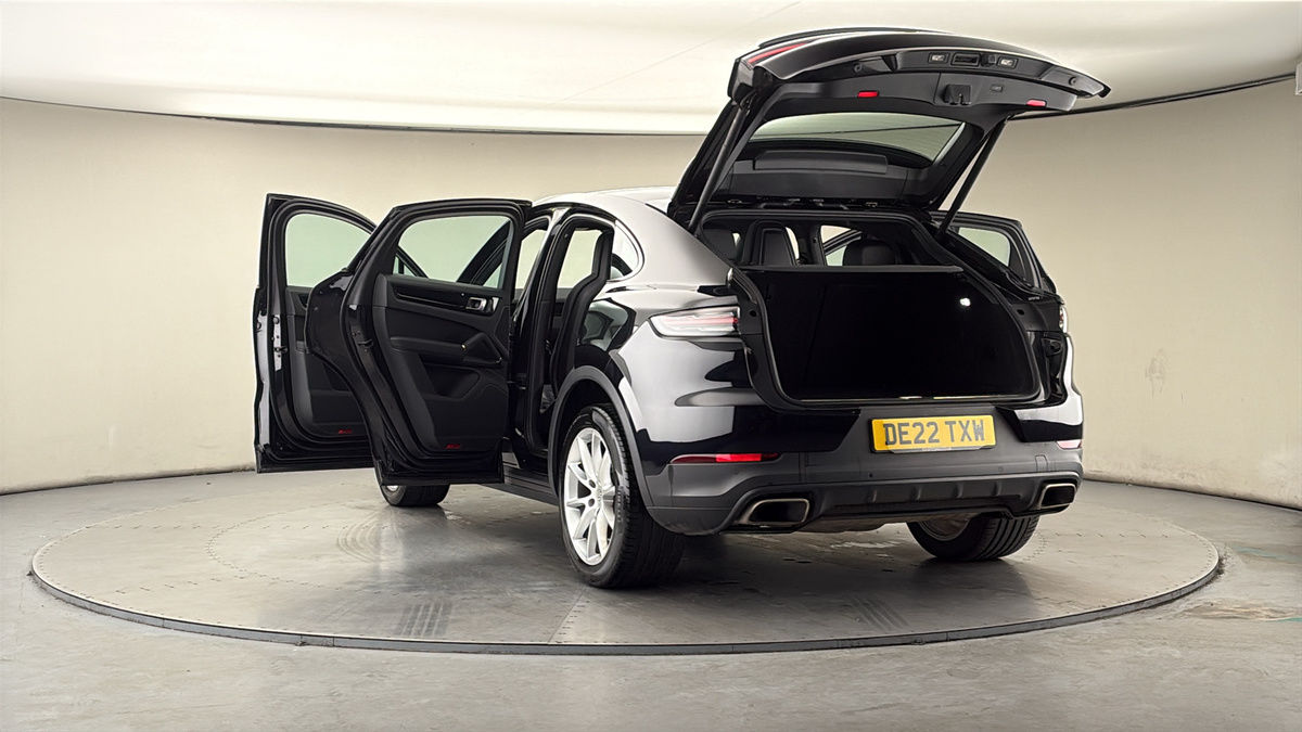 More views of Porsche Cayenne