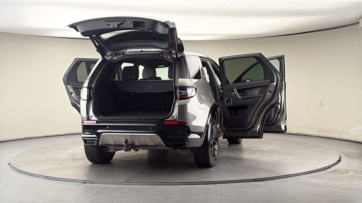 More views of Land Rover Discovery Sport