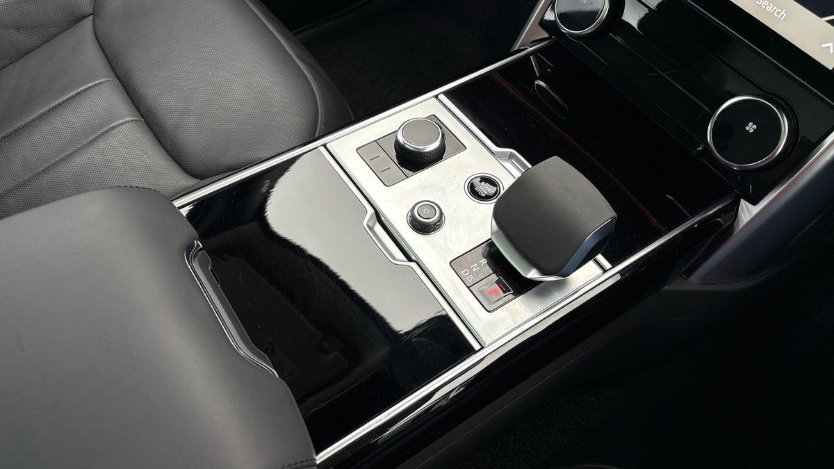 Land Rover Range Rover Image 18