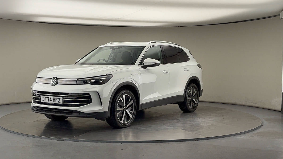 More views of Volkswagen Tiguan