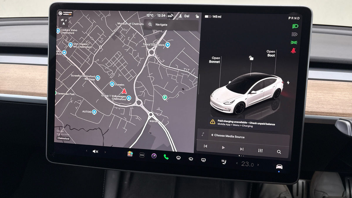 Tesla Model 3 Image 17