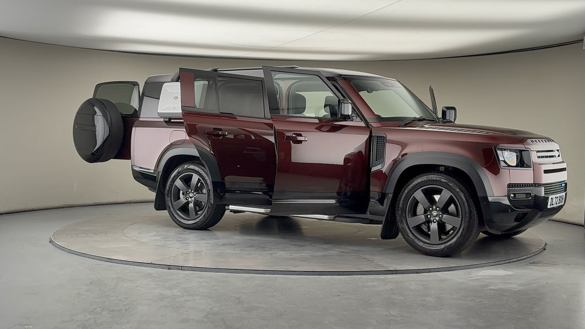 More views of Land Rover Defender 130