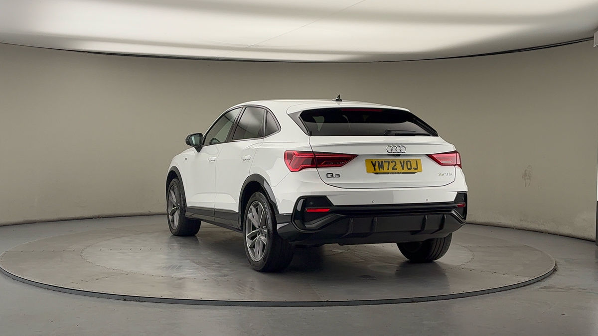 More views of Audi Q3