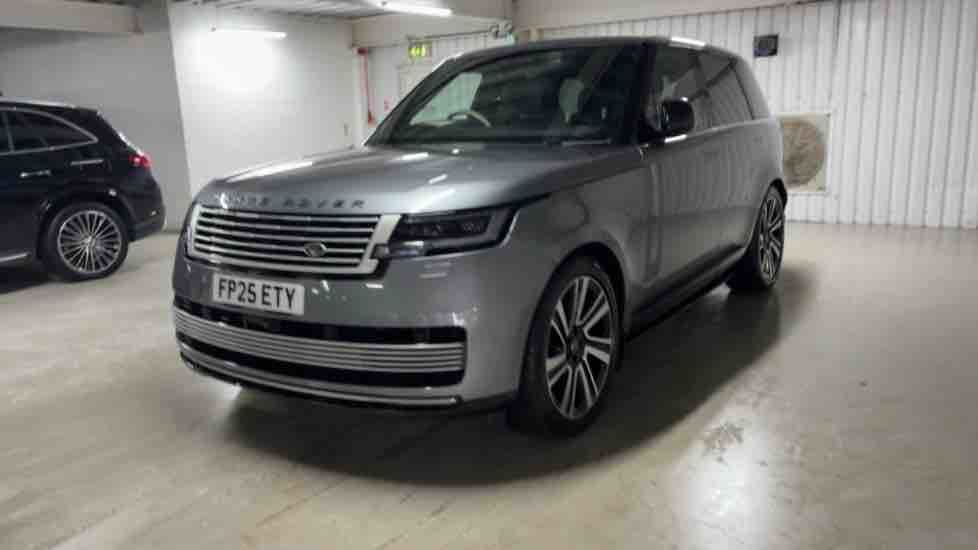 More views of Land Rover Range Rover