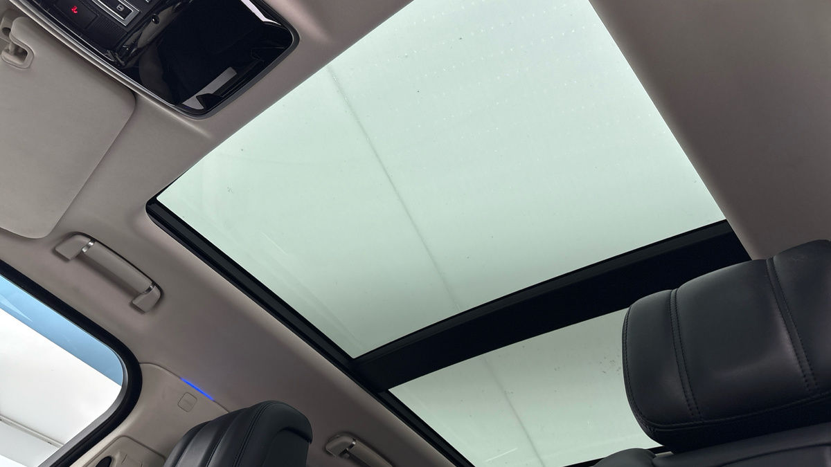 Land Rover Range Rover Image 6