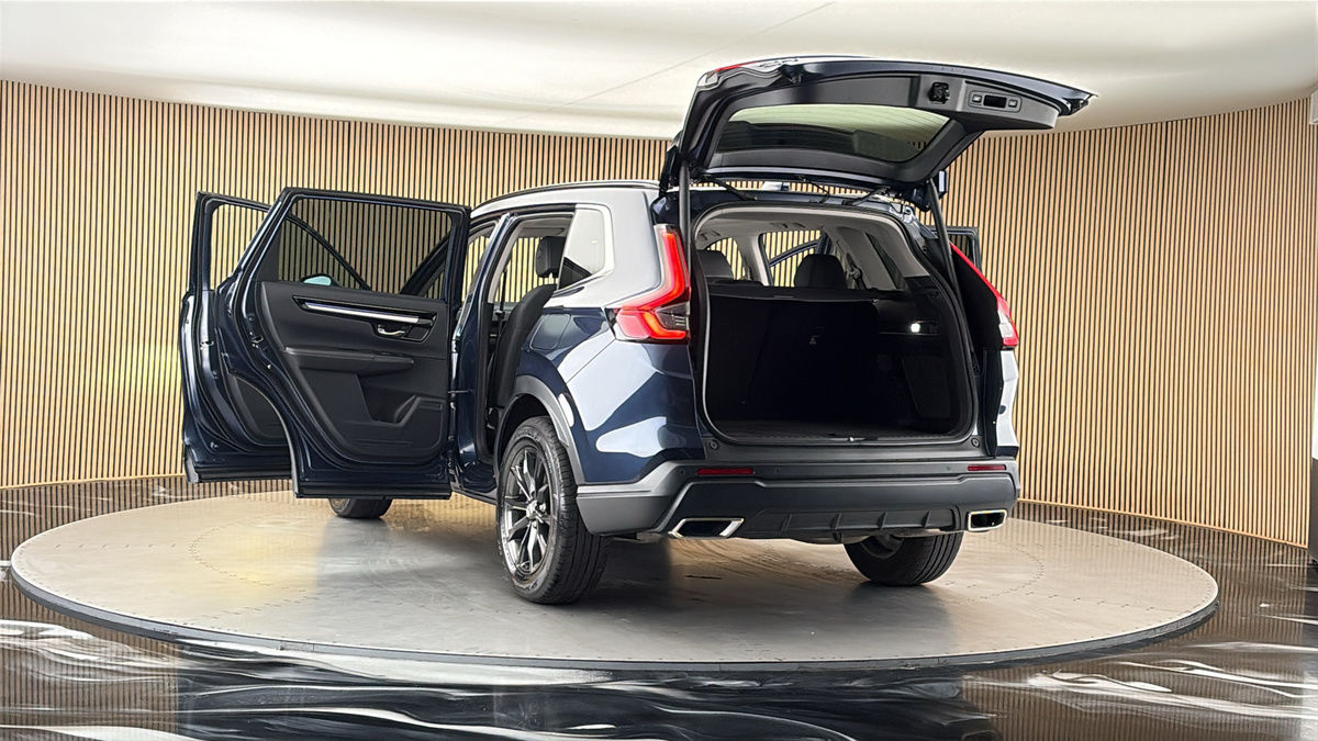 More views of Honda CR-V
