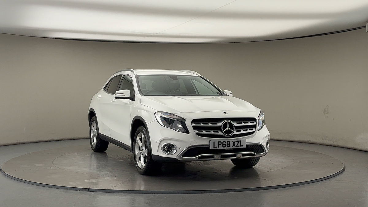 More views of Mercedes-Benz GLA
