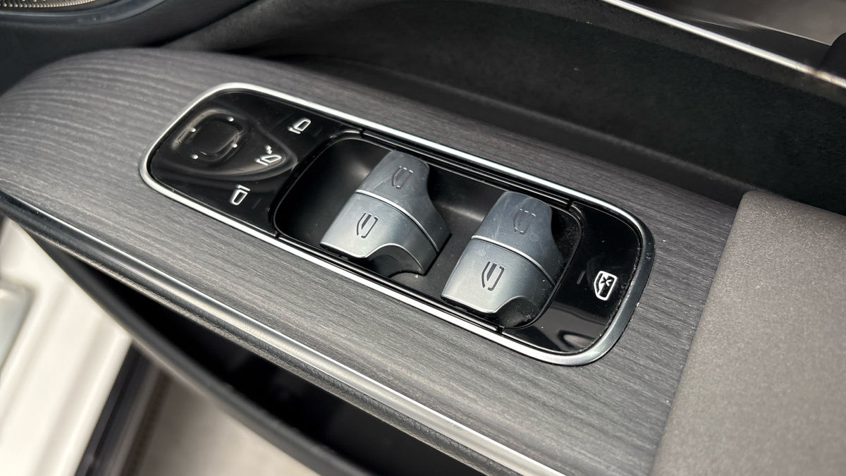 Mercedes-Benz EQS Image 28