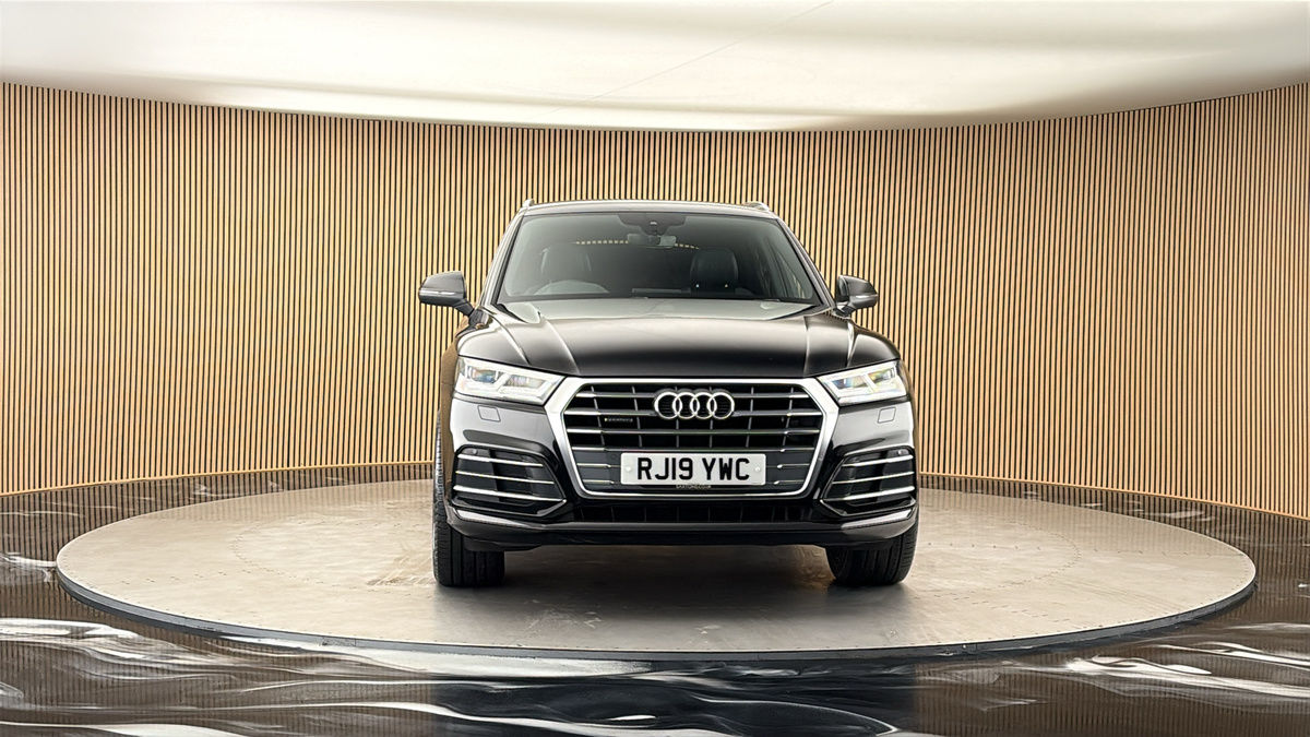 More views of Audi Q5