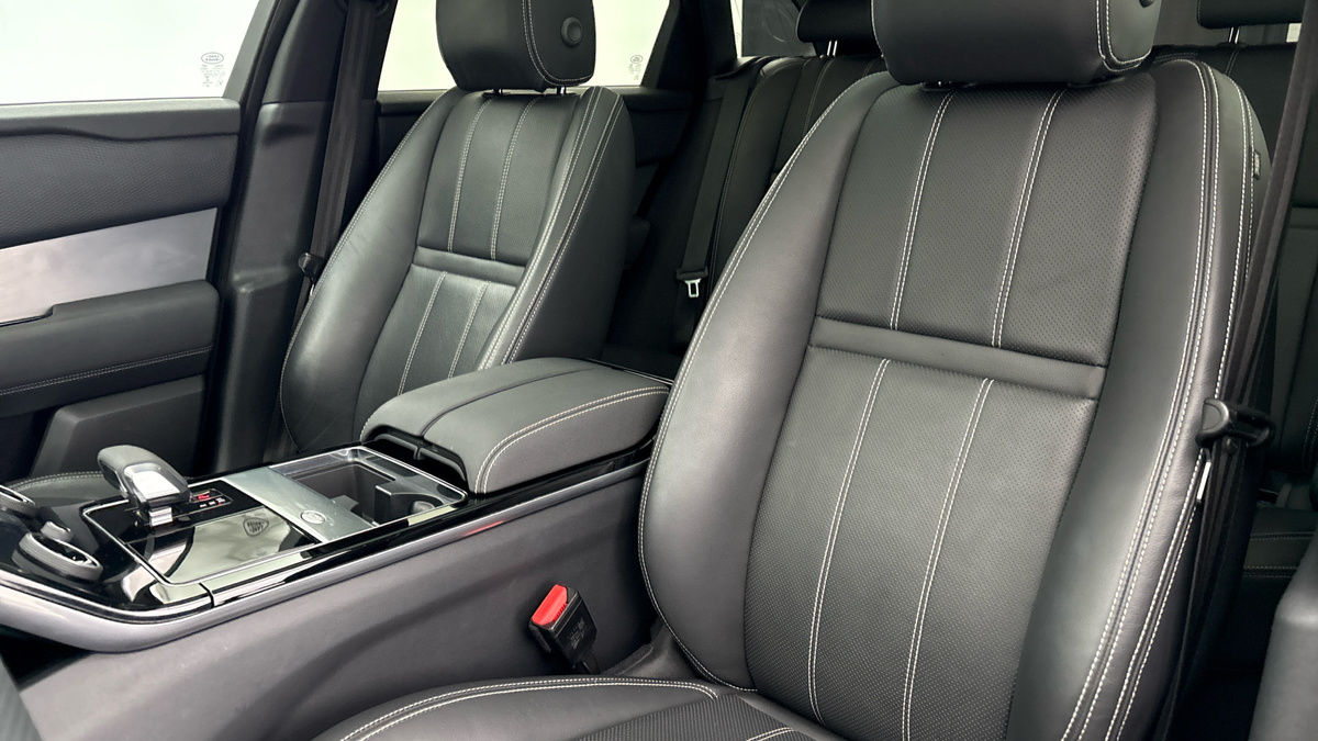 Land Rover Range Rover Velar Image 7