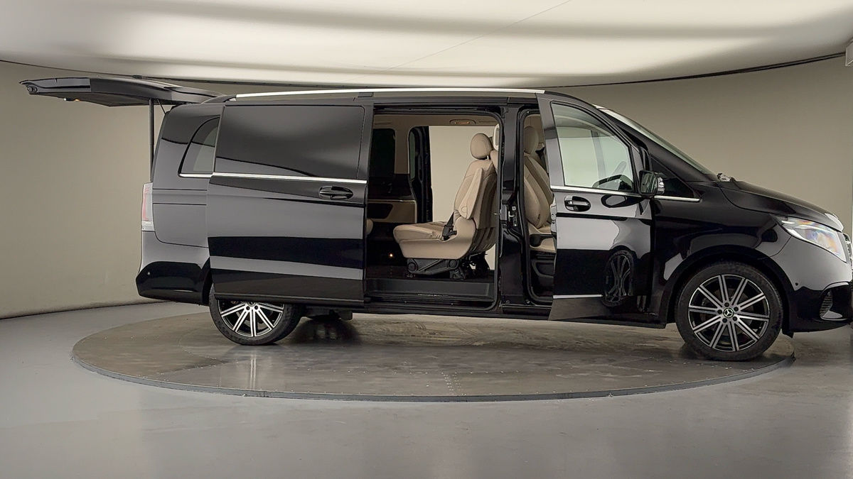 More views of Mercedes-Benz V Class