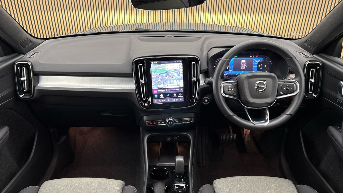 Volvo XC40 Image 12