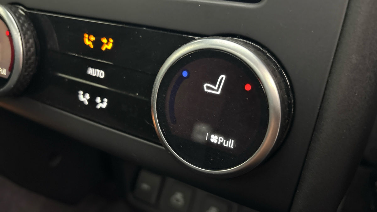 Land Rover Discovery Image 35