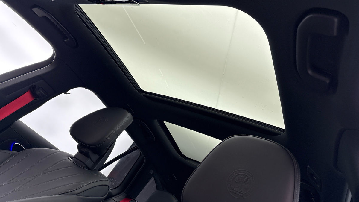 Mercedes-Benz C Class Image 6