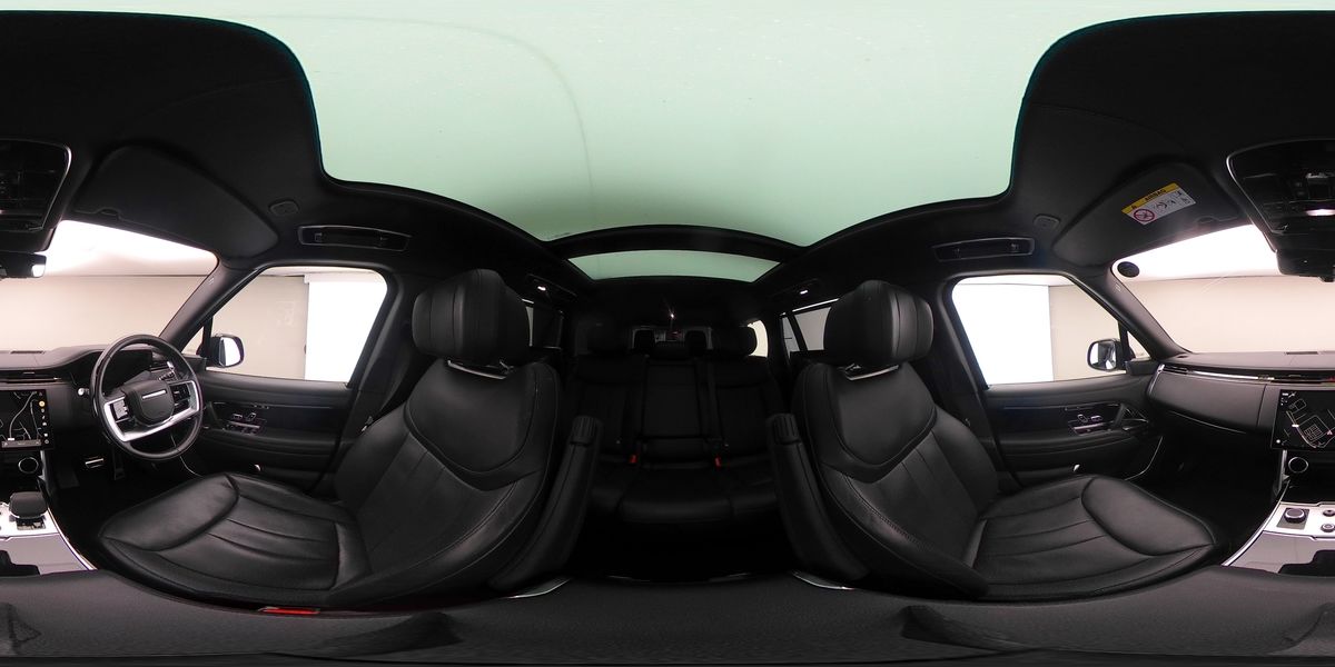 More views of Land Rover Range Rover