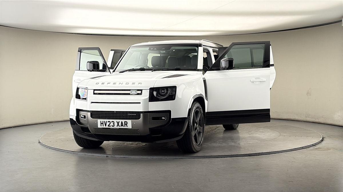 More views of Land Rover Defender 130