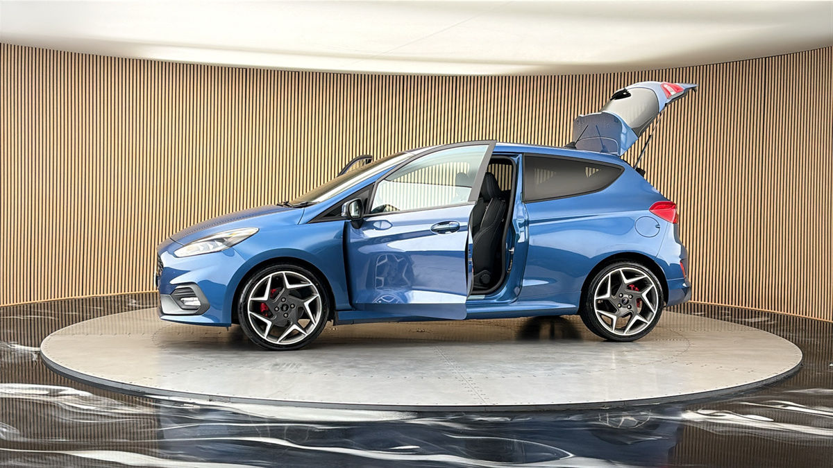 More views of Ford Fiesta