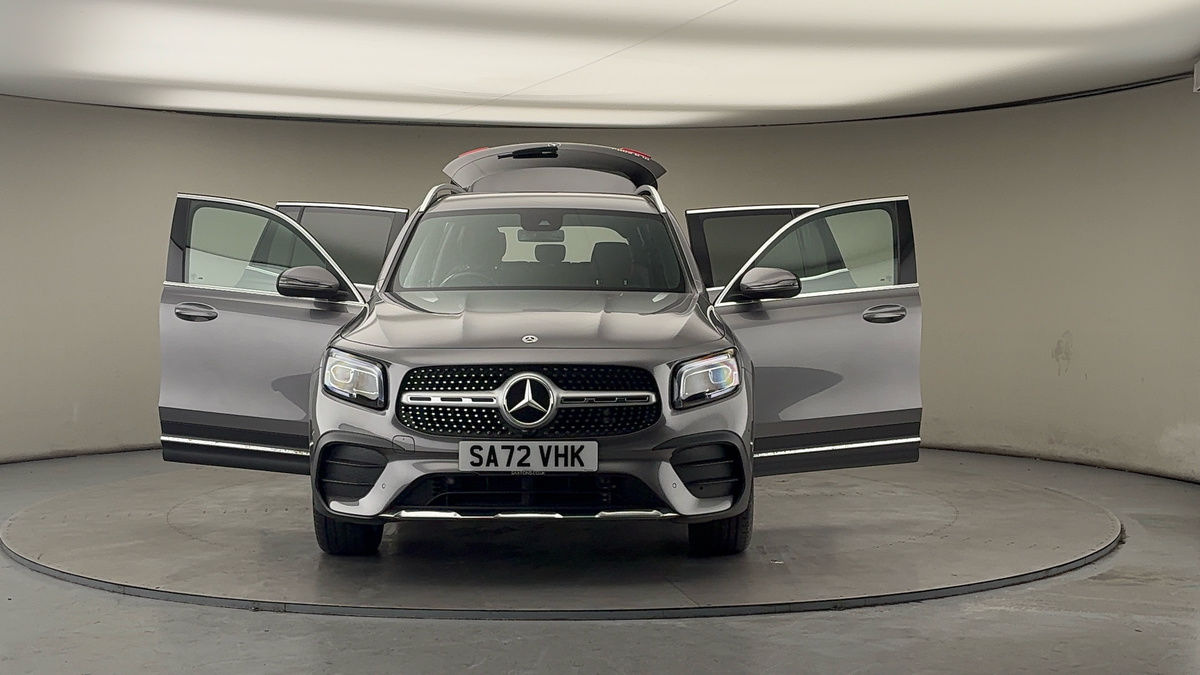 More views of Mercedes-Benz GLB