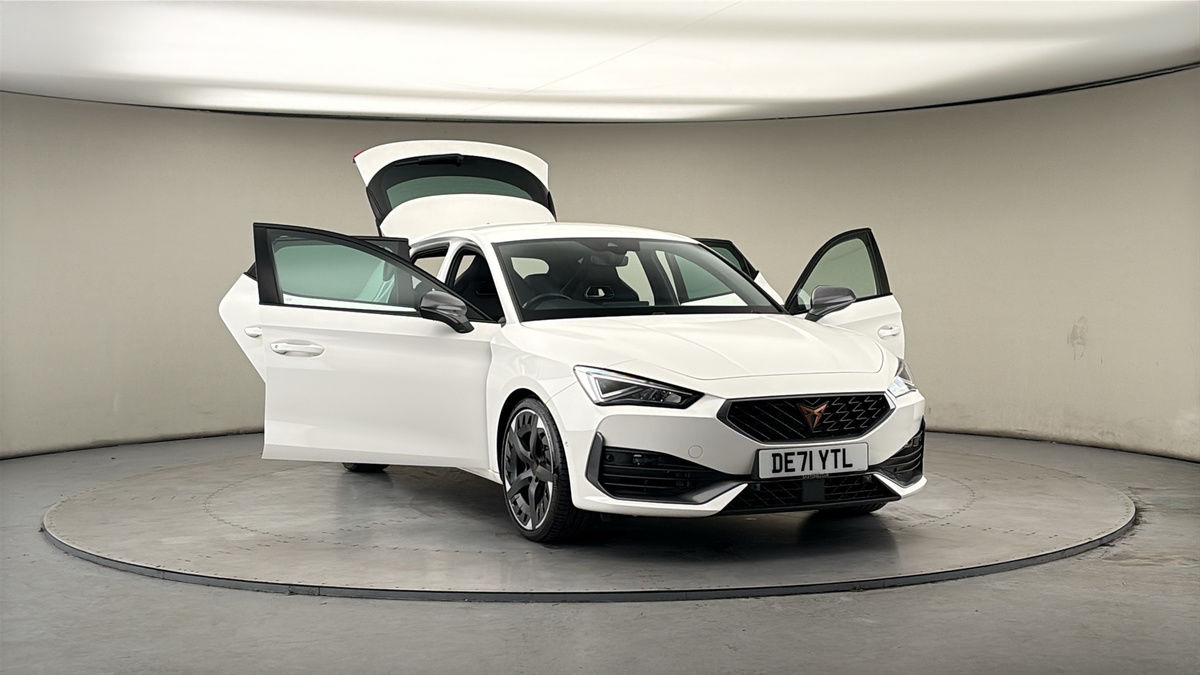 More views of CUPRA Leon