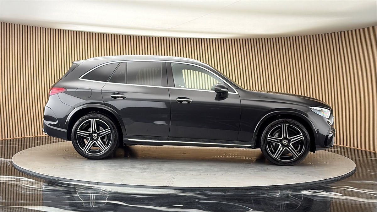 More views of Mercedes-Benz GLC