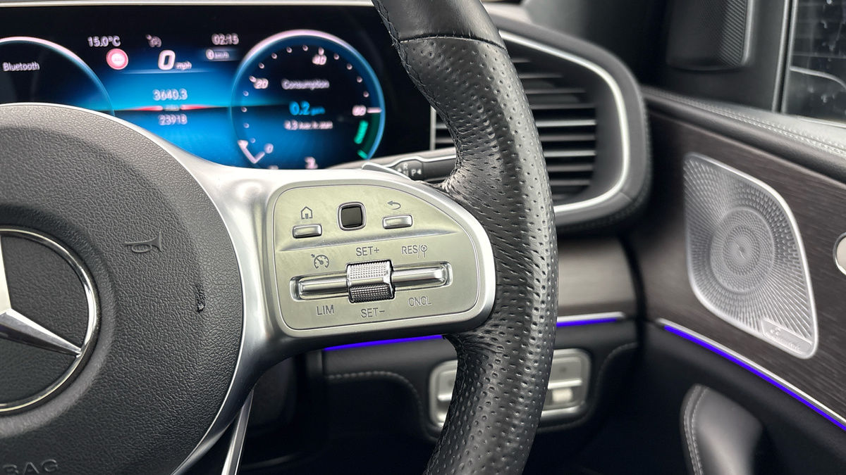 Mercedes-Benz GLE Image 14