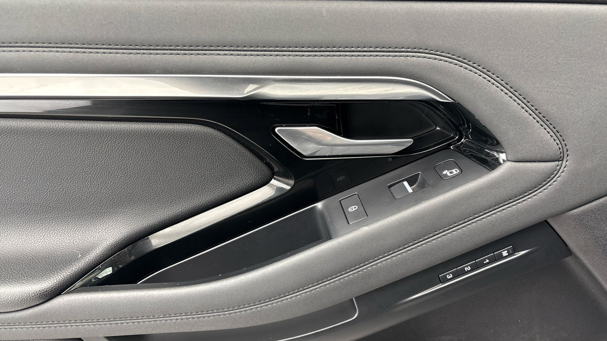 Land Rover Range Rover Evoque Image 19