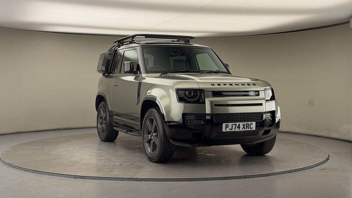 More views of Land Rover Defender 90