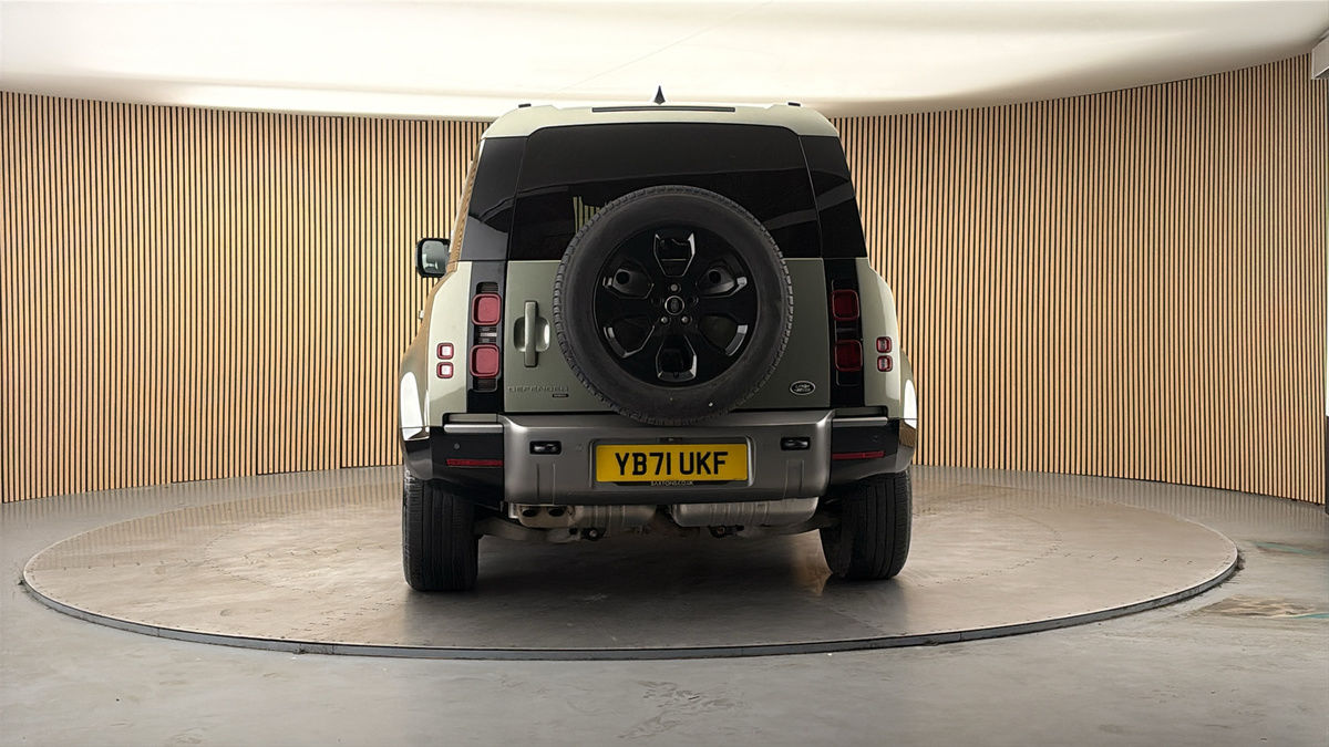 More views of Land Rover Defender 110