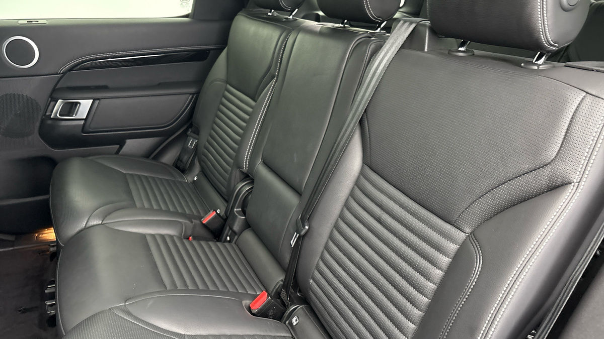 Land Rover Discovery Image 20