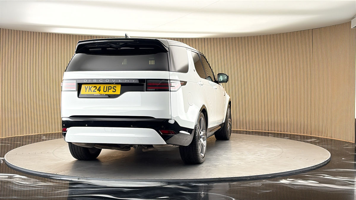 More views of Land Rover Discovery
