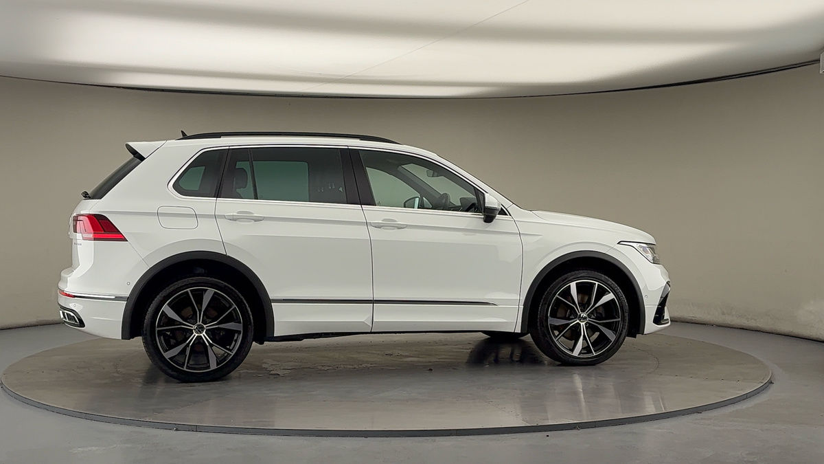 More views of Volkswagen Tiguan