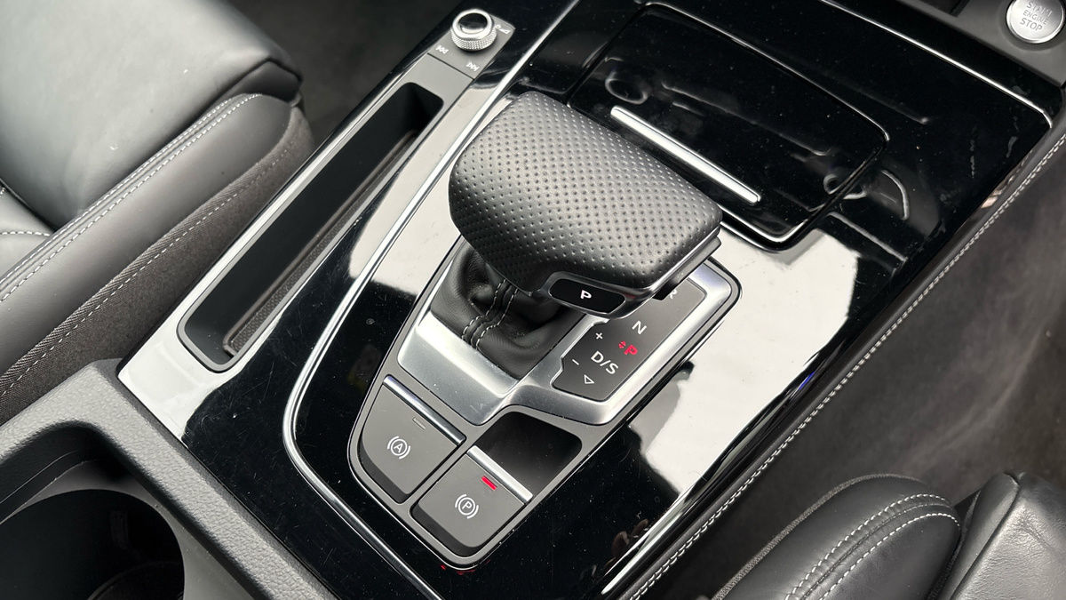 Audi Q5 Image 6