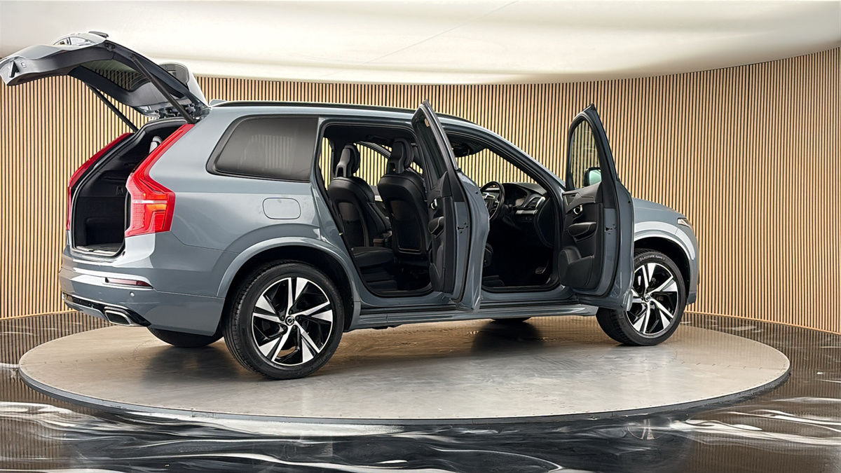 More views of Volvo XC90