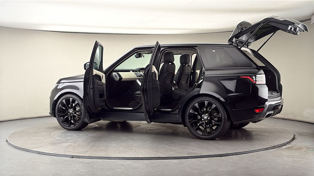 More views of Land Rover Range Rover Sport