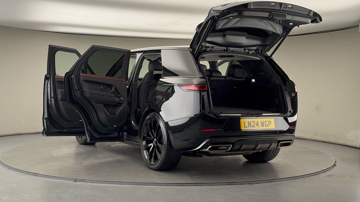 Land Rover Range Rover Sport Image 23