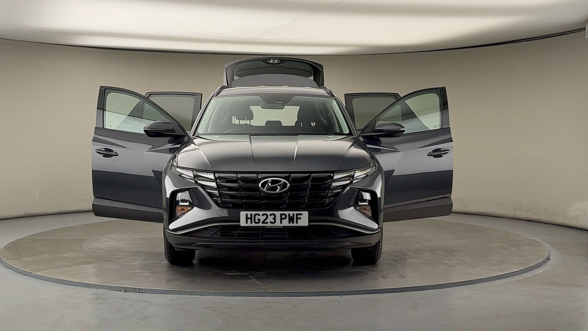 More views of Hyundai TUCSON