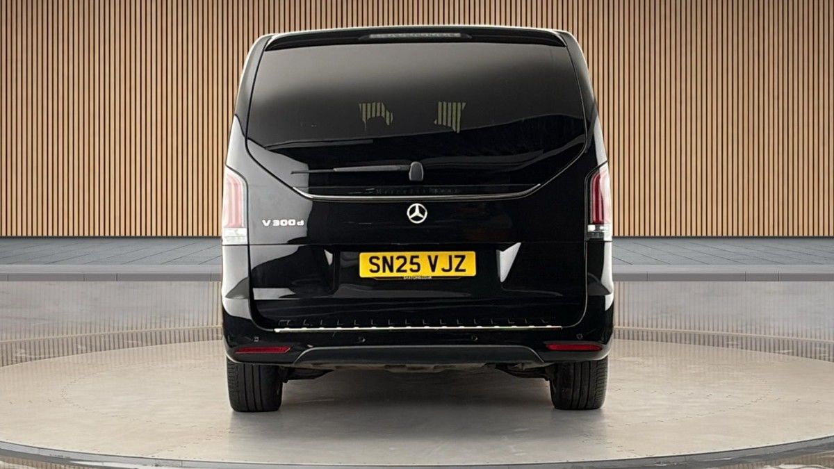 Mercedes-Benz V Class Image 4