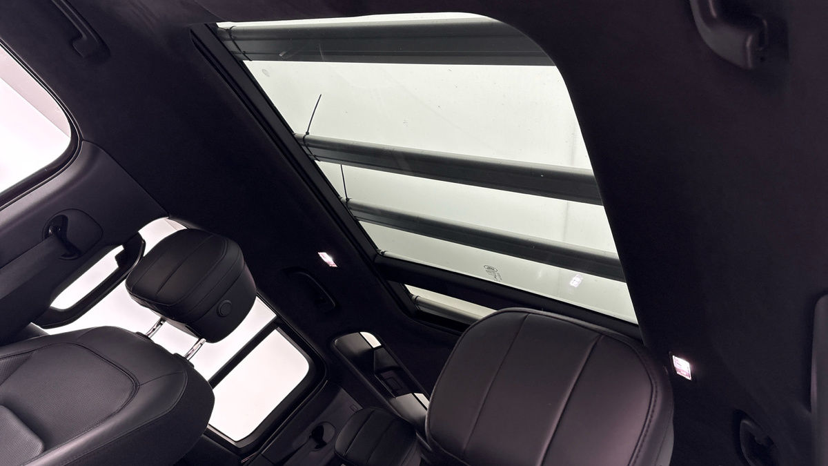 Land Rover Defender 110 Urban Image 6