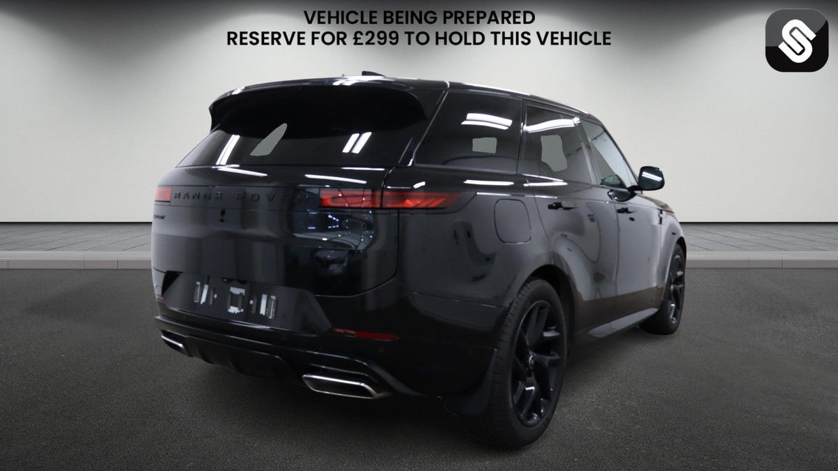 Land Rover Range Rover Sport Image 4